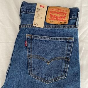 Levis 516 Straight Leg Jean